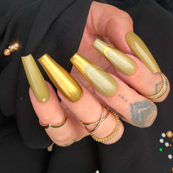 gold rainbow powder nails