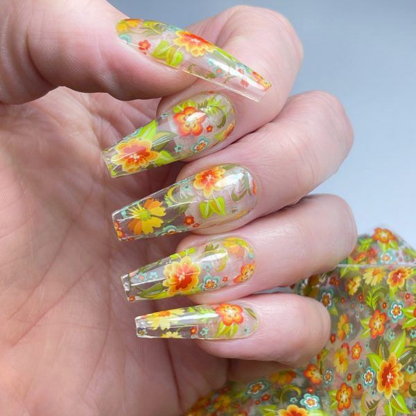 spring flowers nails